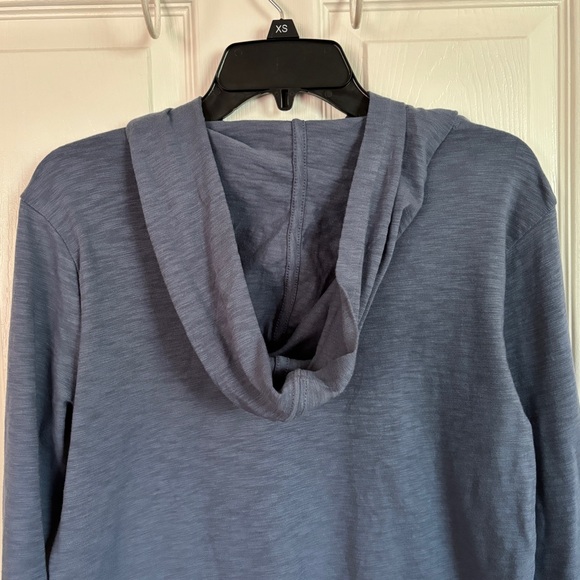 GAP Sequin T-Shirt Hoodie - Picture 14 of 15